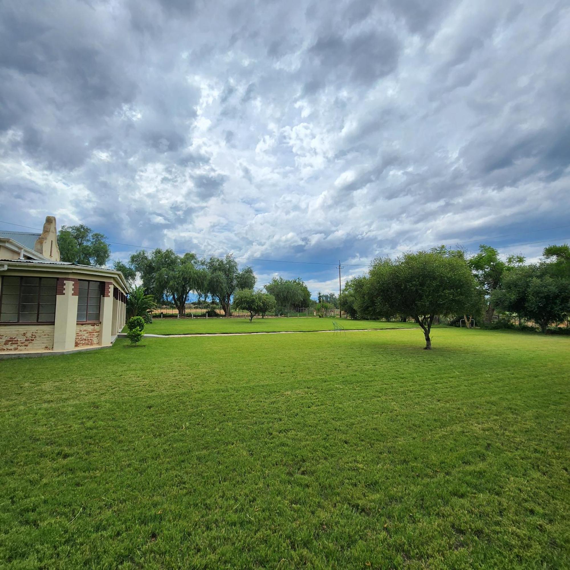 Karoo Leeu Self Catering Villa Oudtshoorn Exterior foto