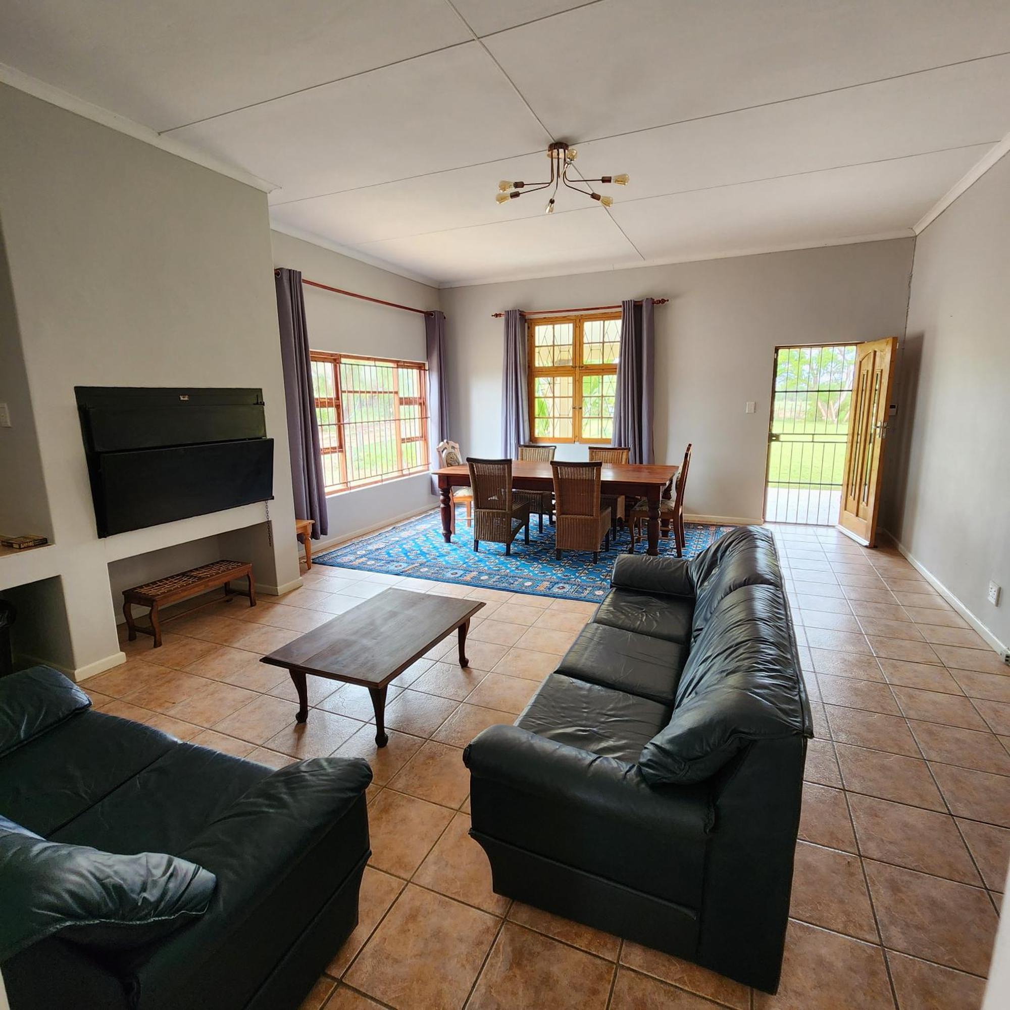 Karoo Leeu Self Catering Villa Oudtshoorn Exterior foto
